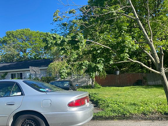 2nd image of 54 Sherwood Dr