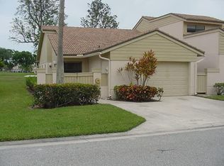 511 Prestwick Cir, Palm Beach Gardens, FL 33418