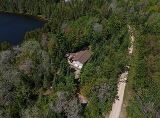 1725 E Lake Cir, Barton City, MI 48705