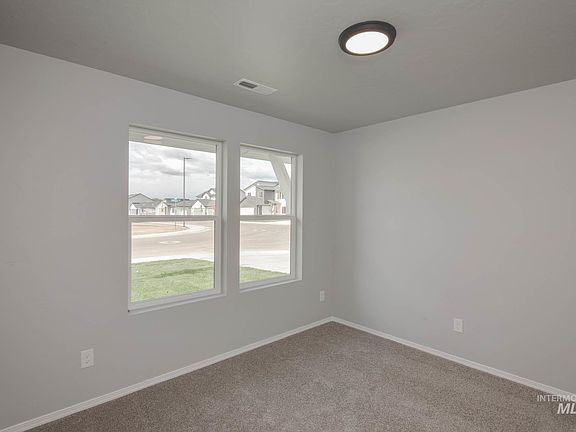 4th image of 408 Jadeite Ave