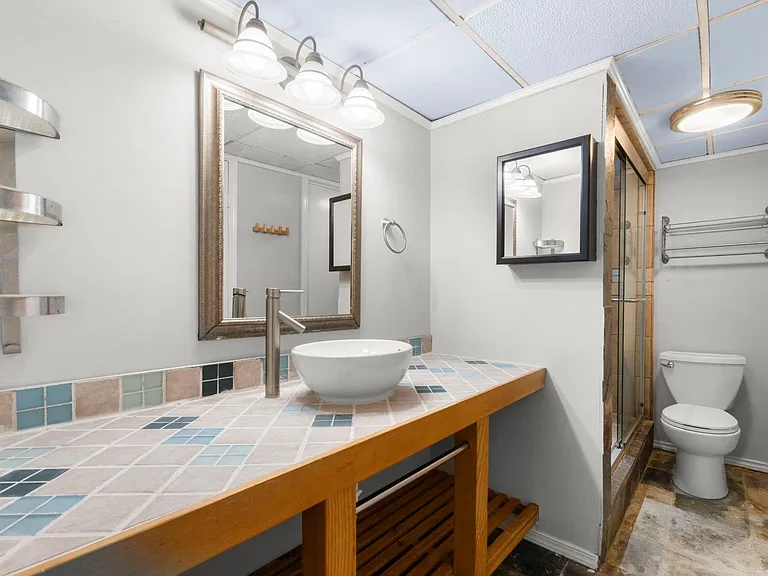 2750 Holly Hall St #901 — Photo 28