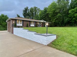 6020 Cherokee Ave, Glen Carbon, IL 62034