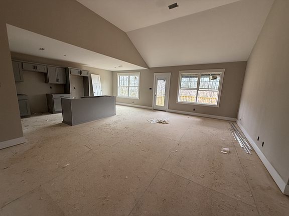 2nd image of 39 Echo Rdg Lot 39