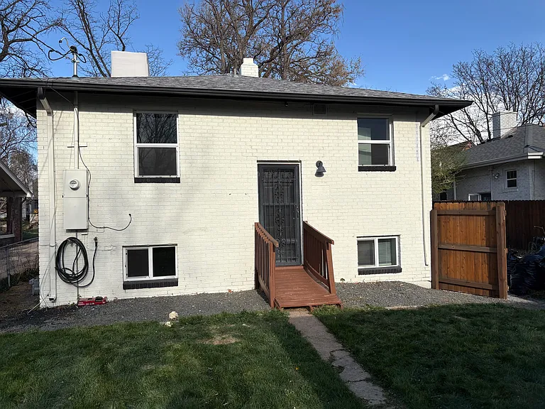 1149 S University Blvd — Photo 29