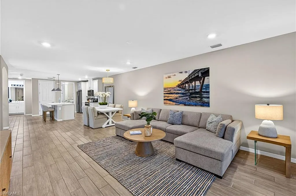 2 bed, 2.0 bath, 1515 sqft, $4,000 — Photo 4
