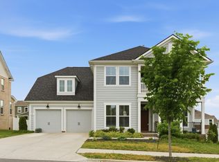 558 Snap Dragon Ln, Hendersonville, TN 37075