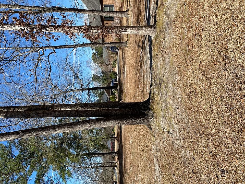 1st image of 515 Oak Hill Dr