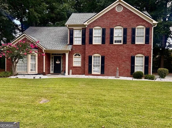 1041 San Lacinto Ln, Lawrenceville, GA 30043