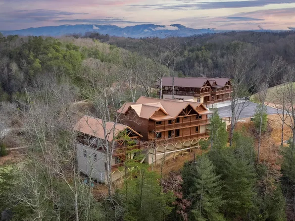 3316 Grace Way, Sevierville, TN 37876