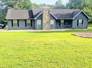 401 Central Line, Stockbridge, GA 30281