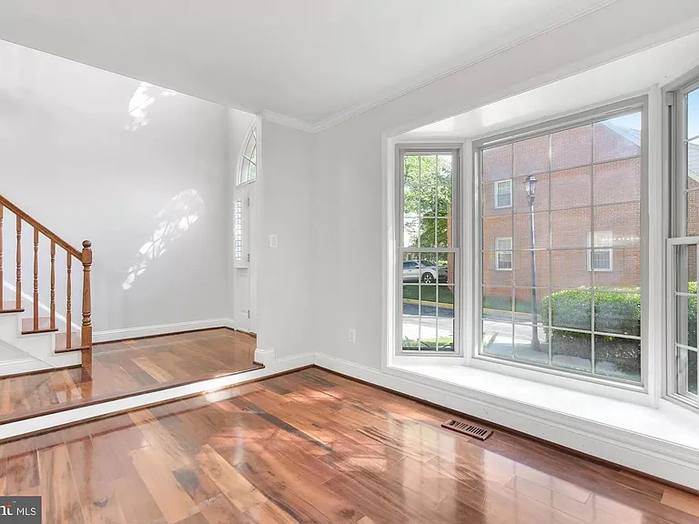10127 Crestberry Pl — Photo 4
