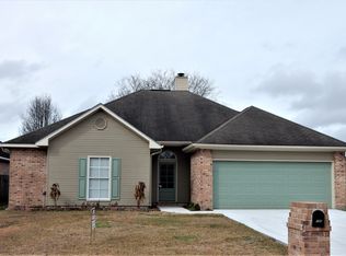 106 Pathway Ln, Lafayette, LA 70506