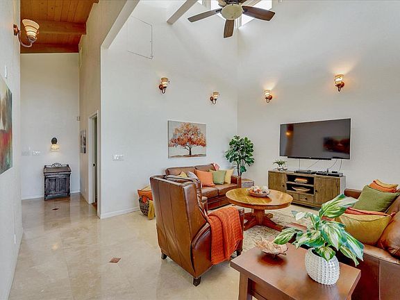 5th image of 17640 Black Oak Ct