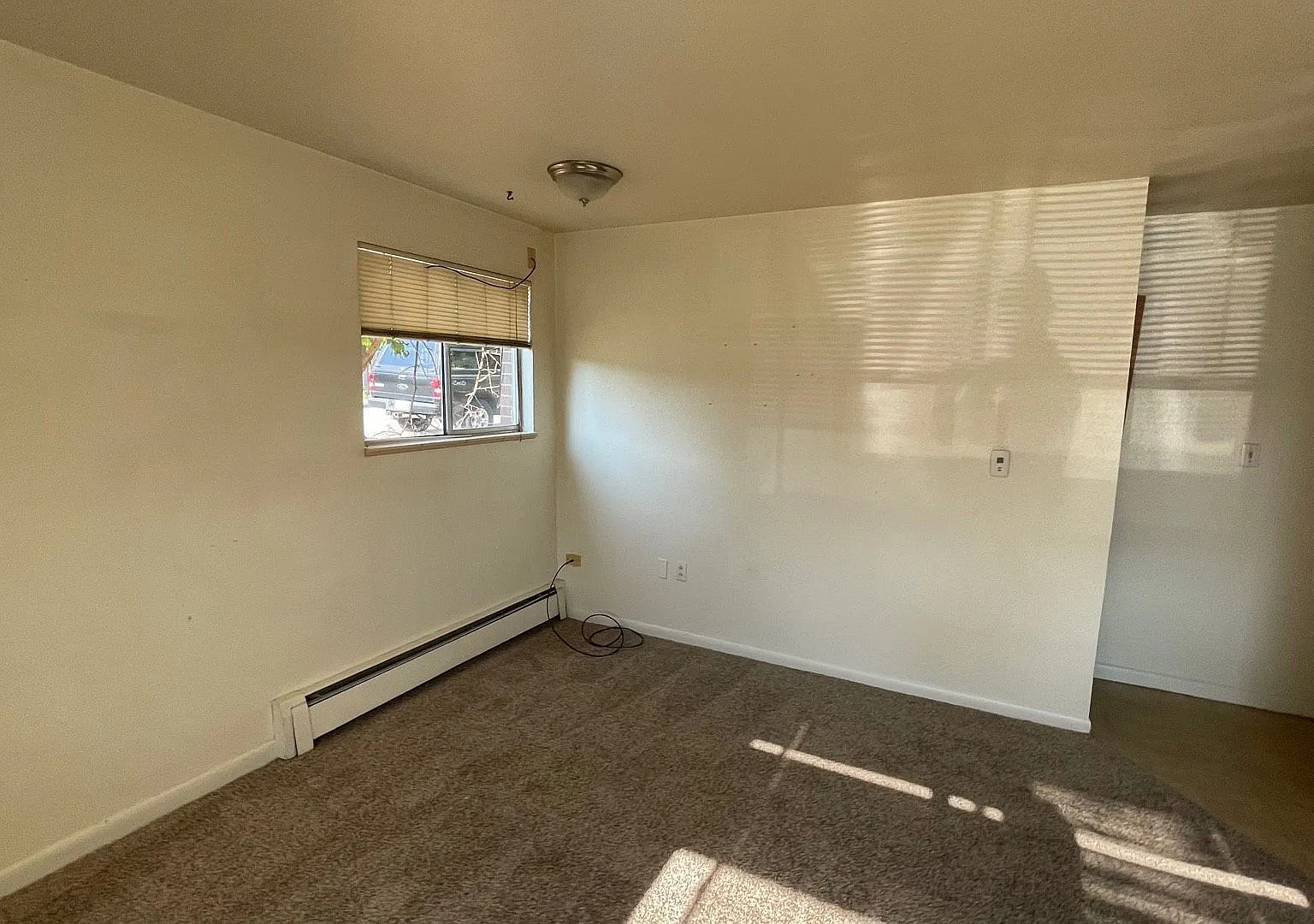 1313 Burton Ct. — Photo 2