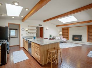 24 Taos St, Los Alamos, NM 87544