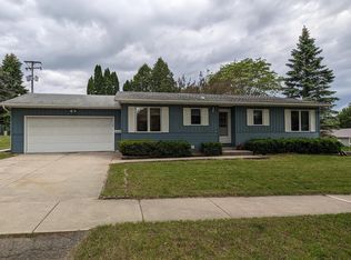 2725 9th Ave NW, Rochester, MN 55901