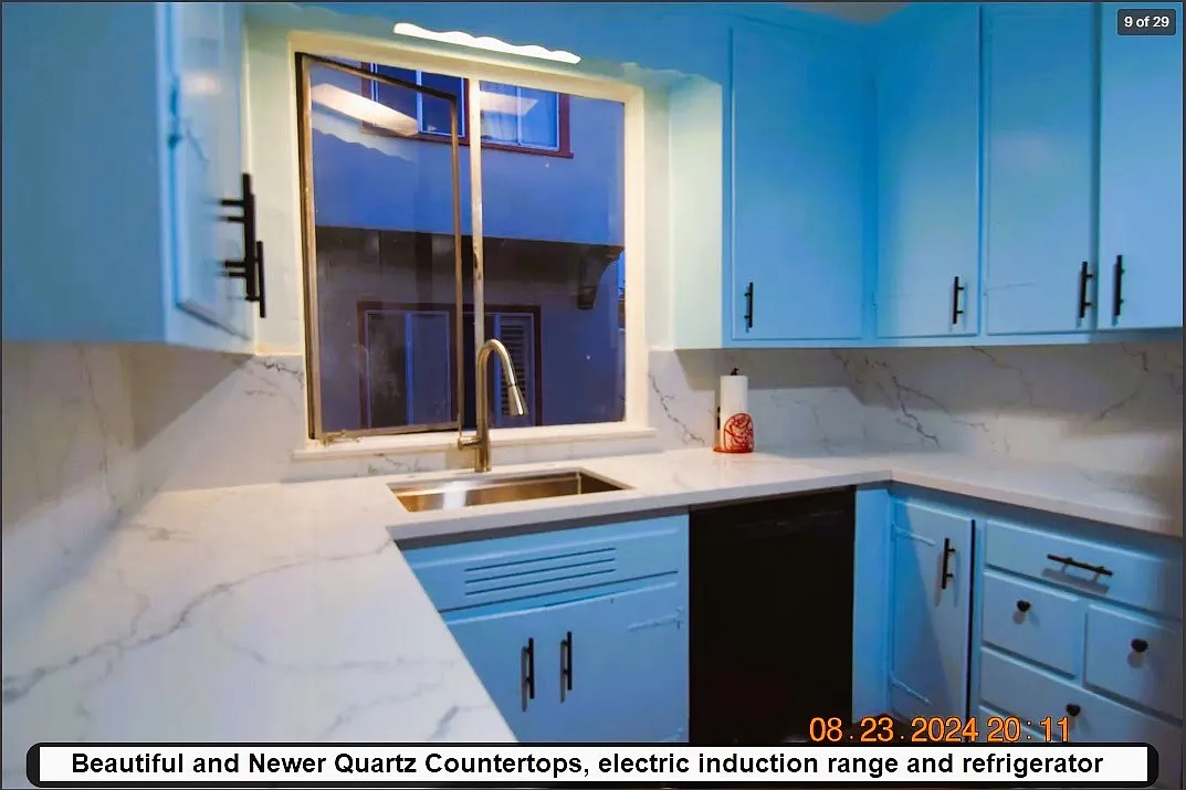 Building Photo - 39 Home Pl E #39