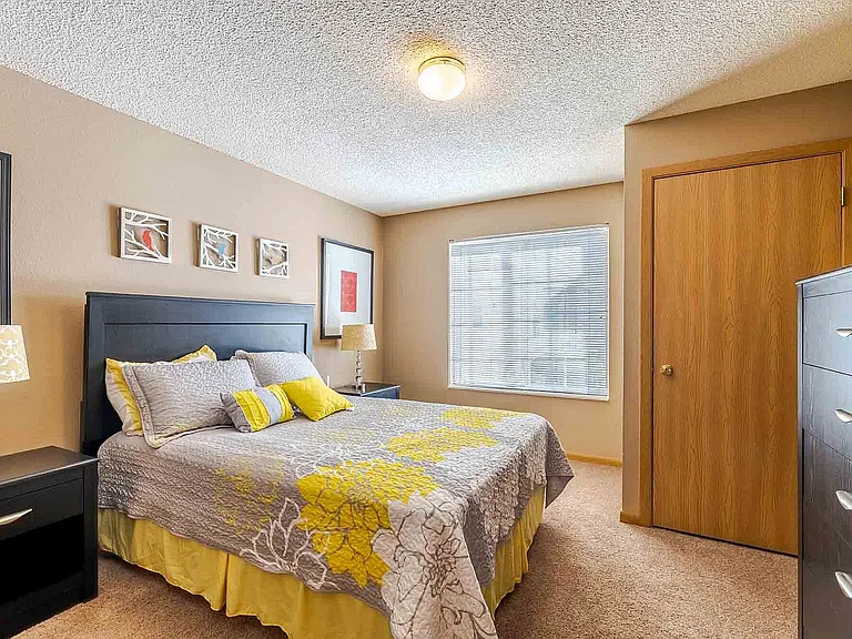 Avana Maple Grove — Photo 5