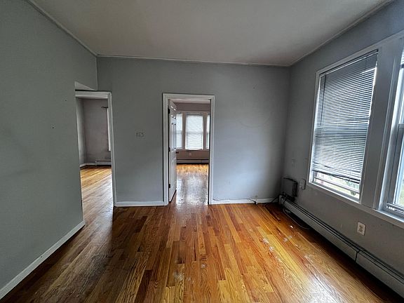 5th image of 28 Belvidere Ave #6A
