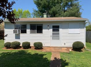 1131 Saint Clair Ave #B, Charlottesville, VA 22901