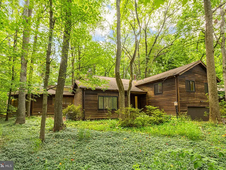 10373 Currycomb Ct — Photo 1