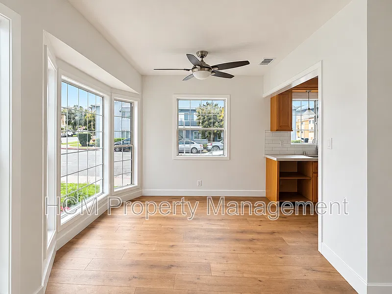 3 bed, 2.0 bath, 1092 sqft, $3,900 — Photo 4