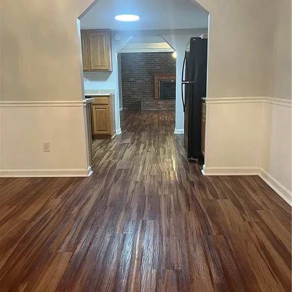 106 Hickory St — Photo 4