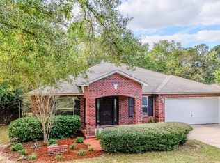 31 N Pleasant Dr, Defuniak Springs, FL 32435