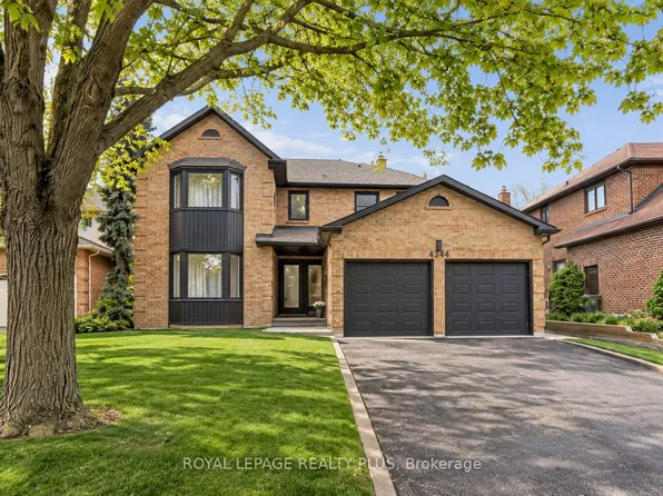4344 Dallas Ct, Mississauga, ON L4W 4G7