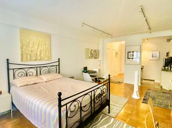 240 East 46th Street image 1 of 6