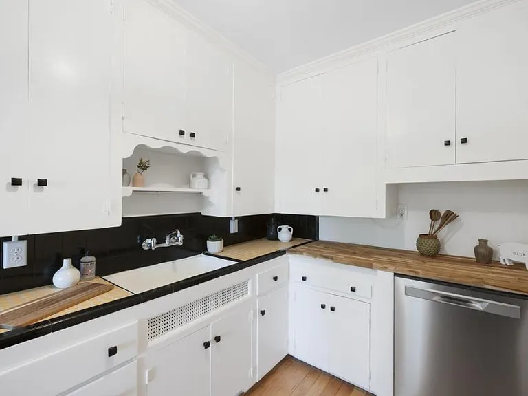 1401 Fairfax St #8 — Photo 11
