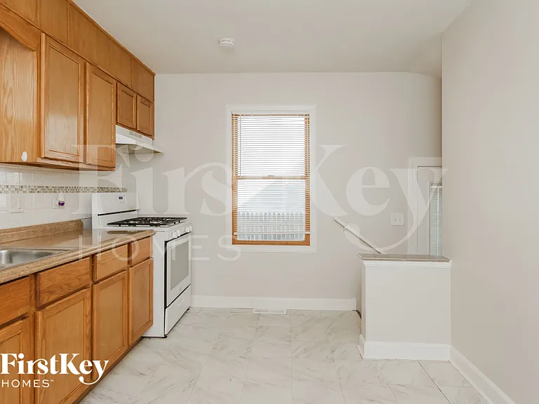 3838 216th Pl — Photo 6