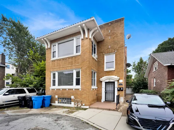 2525 E 72nd Pl, Chicago, IL 60649
