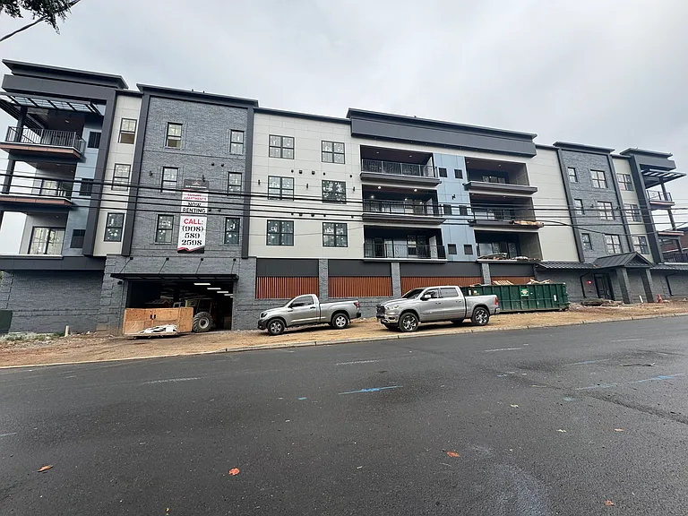 354 Union Ave #201 — Photo 26