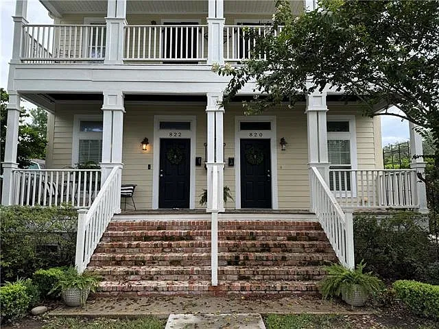 3 bed, 2.5 bath, 1426 sqft, $2,500 — Photo 2