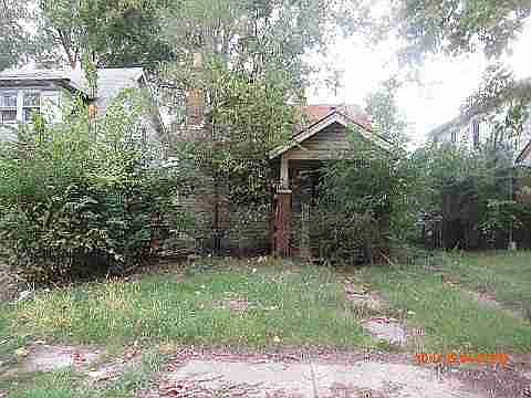 12715 Strathmoor