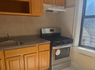 915 E 7th St APT 4C, Brooklyn, NY 11230