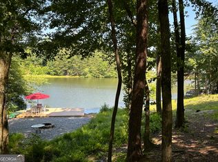 523 High Meadow Lakes Dr, Clarkesville, GA 30523