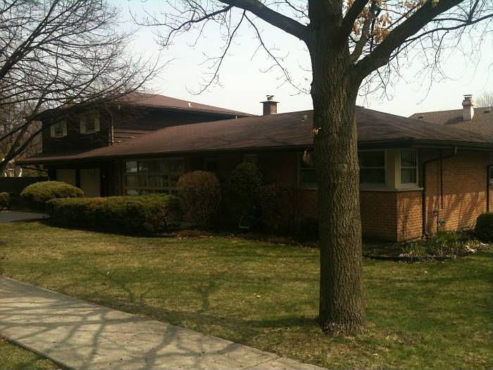 1st image of 243 Spruce Ave
