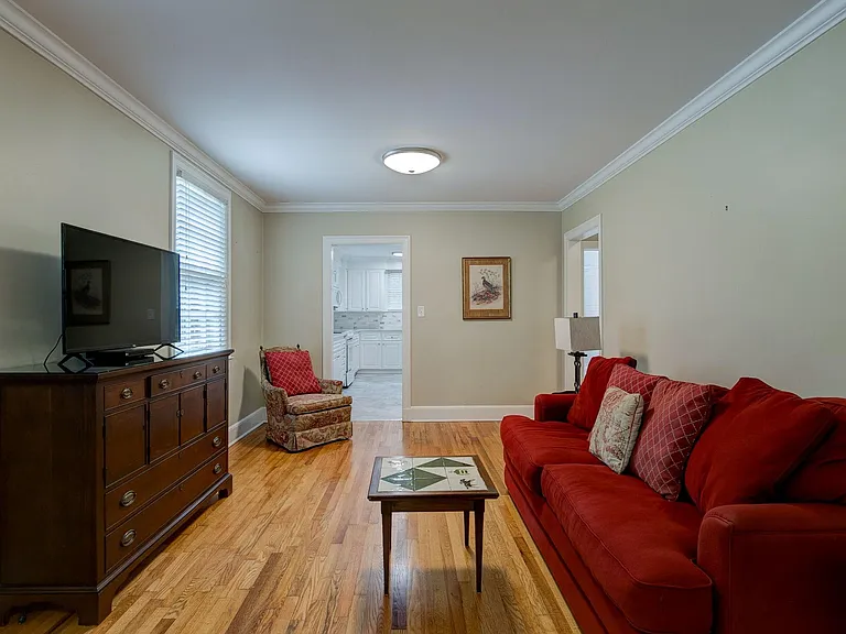 1514 Lakeview Ave — Photo 4