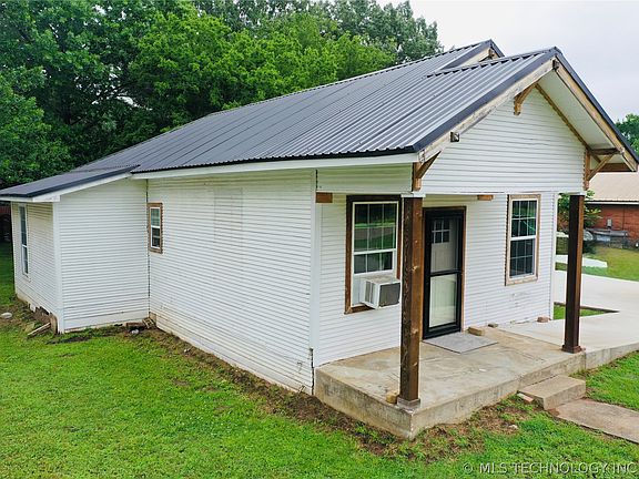 2nd image of 206 N Maupin Rd