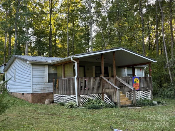 222 Pine Lake Dr, Troy, NC 27371