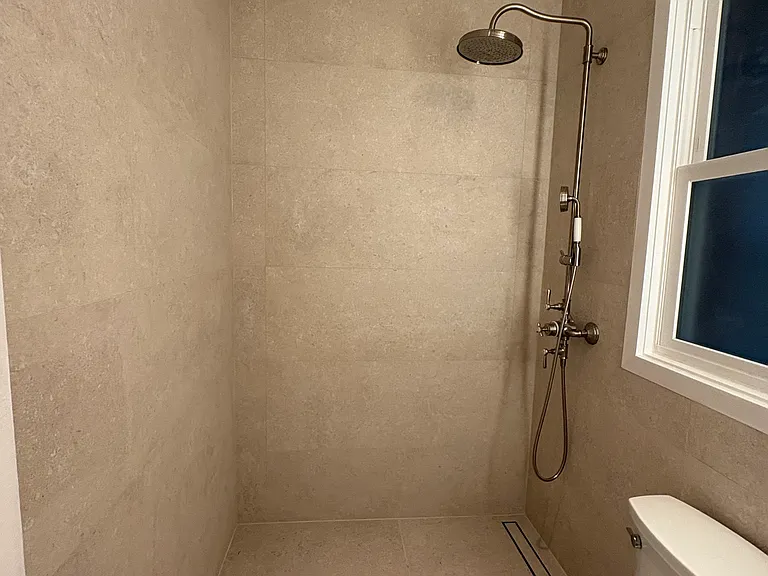 1546 Jones St #12 — Photo 17