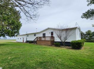 8942 E Lincoln Rd, Wheeler, MI 48662