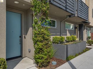 2229 Myrtle St, Oakland, CA 94607