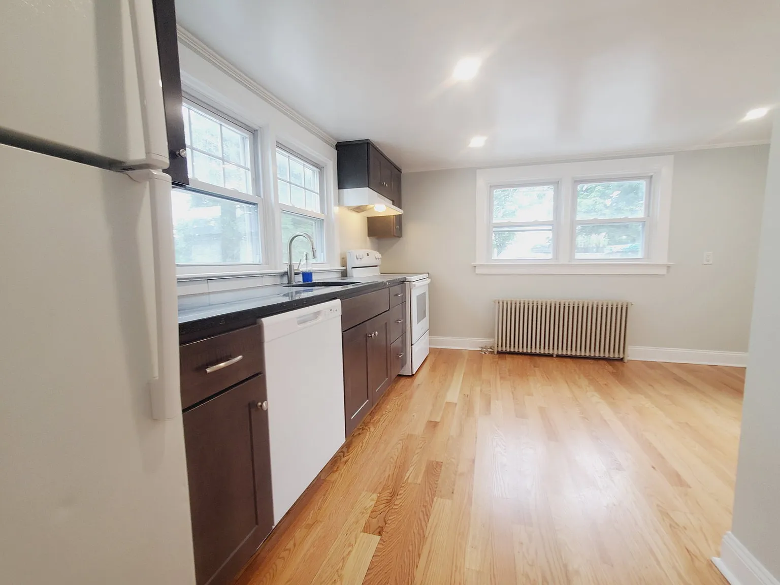 1 bed, 1.0 bath, 520 sqft, $2,000 — Photo 3