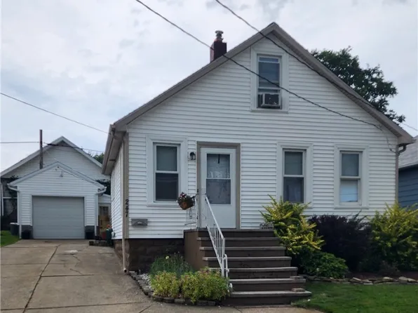 247 King St, Fairport Harbor, OH 44077
