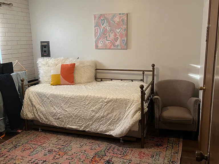 608 S Willis St — Photo 26