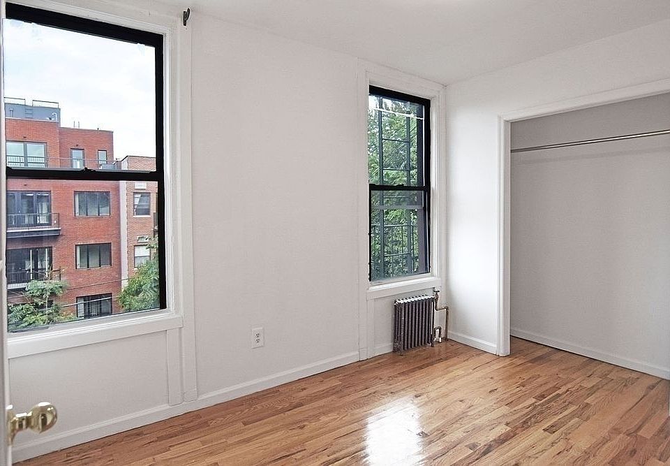 2nd image of 205 Jackson St APT 3R