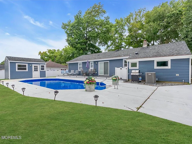 1506 Evergreen Ave — Photo 19